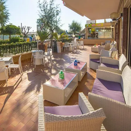 Hotel Touring 3*