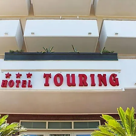Touring Hotel